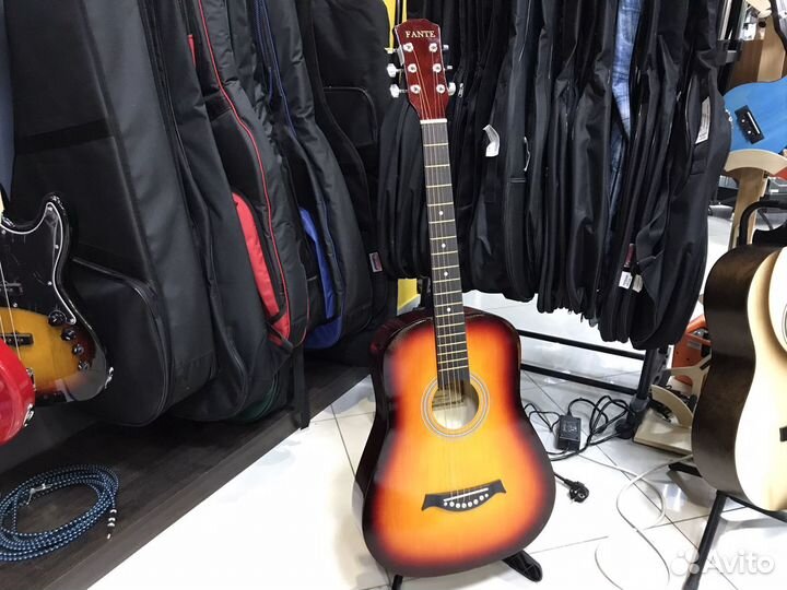 Гитара акустическая новая