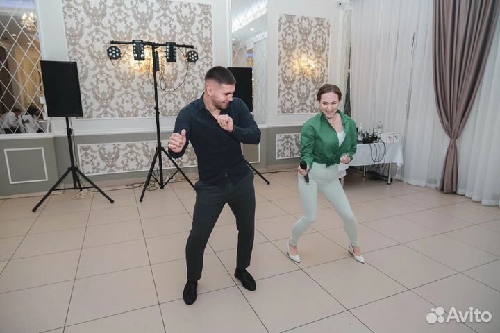 Ведущая + DJ