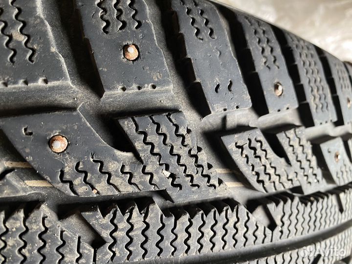 Kumho I'Zen RV Stud KC16 235/60 R18 107T