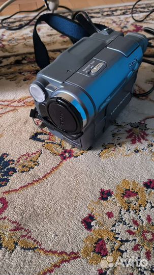 Видеокамера sony handycam