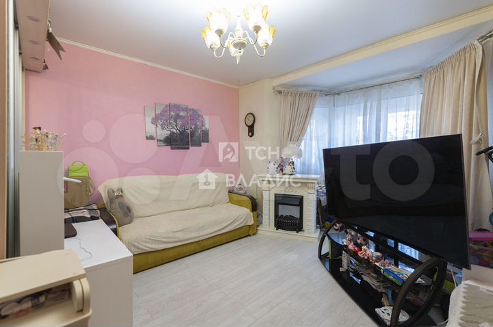 3-к. квартира, 80 м², 2/3 эт.