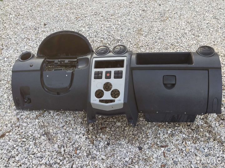 Торпеда Рено логан