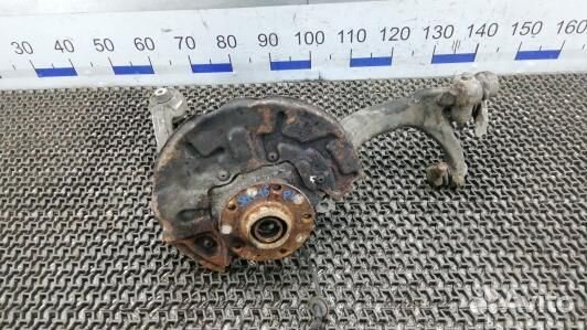 Ступица передняя левая audi A4 B7 (SML15K901)