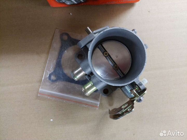 Дроссельная заслонка газ