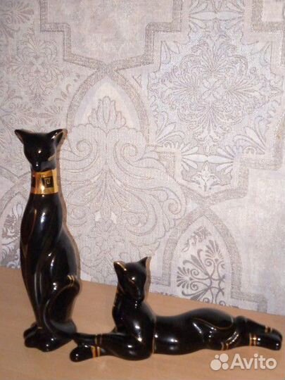 Фарфоровые кошки