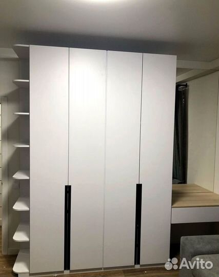 Шкаф распашной на заказ в спальню