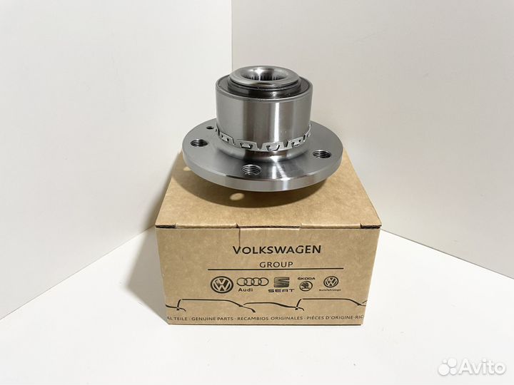 Передняя ступица поло рапид фабия в сборе VAG