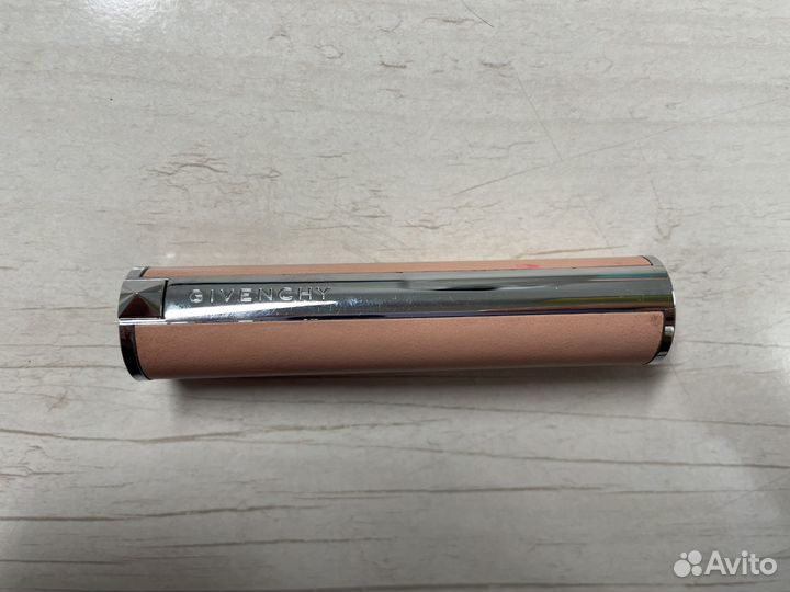 Givenchy помада