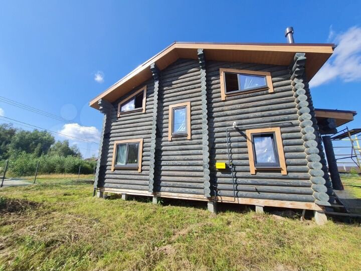 Дом 171,8 м² на участке 9,5 сот.