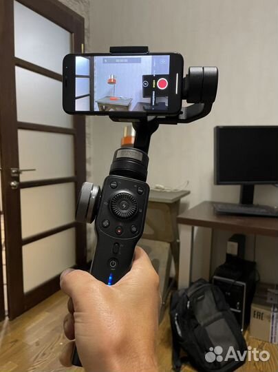 Стабилизатор (стедикам) Zhiyun Smuth 4