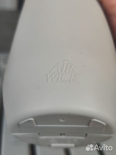 Освежитель воздуха Air Wick + балон освежителя