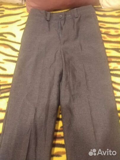 Школьный костюм для мальчика серый 140