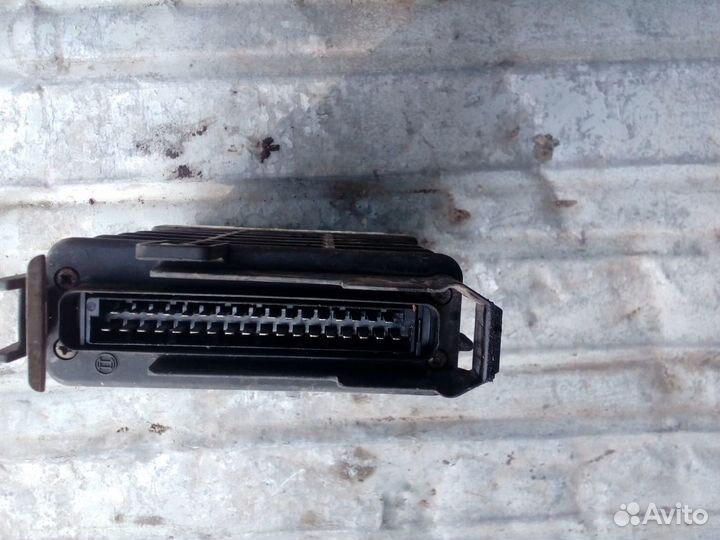 Эбу Volkswagen Passat B3 2.0 88-93