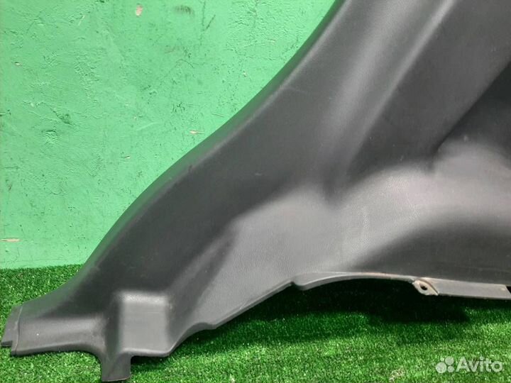 Обшивка багажника правая Suzuki Ignis 2006