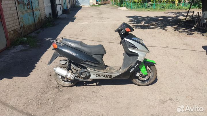 Скутер omaks 50