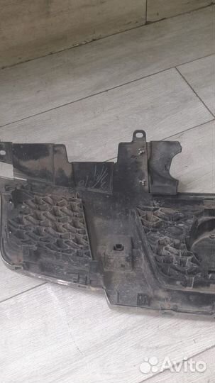 Решетка радиатора Nissan X-Trail T 31 С 2010 По