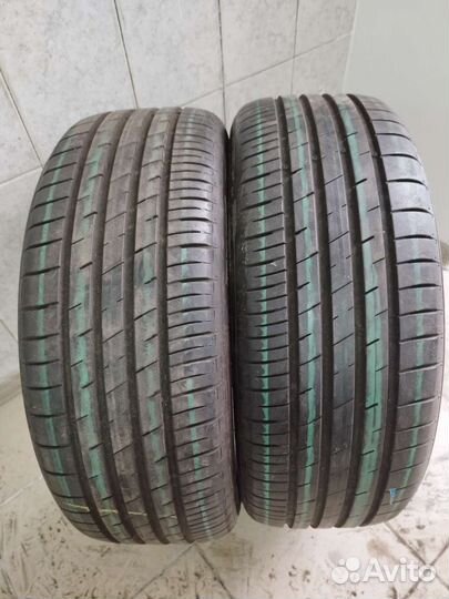 Momo Outrun M3 215/55 R17