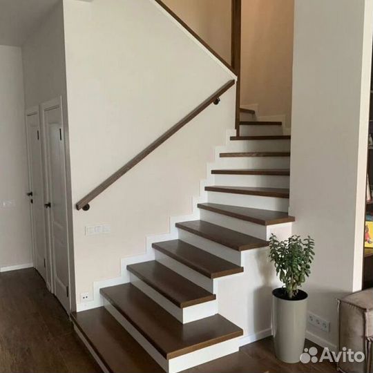 Ступени для лестницы с покраской SLP-2269