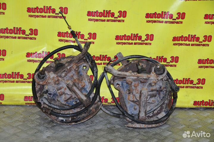 Поворотный кулак задний Toyota Carina ED ST202