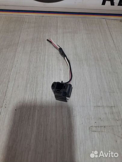 Штекер разъём фары Renault logan