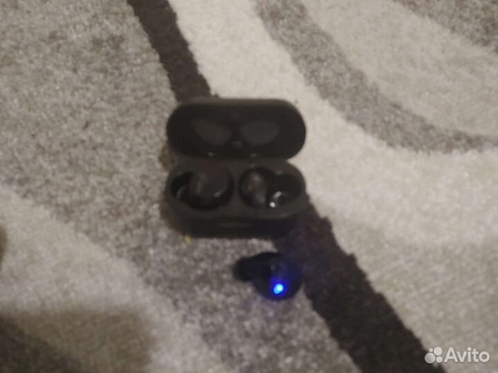 Беспроводные наушники