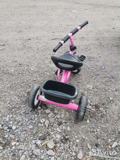 Детский трехколесный велосипед