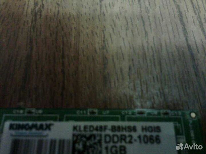 Оперативная память DDR2-1066мгц PC2-8500 1Гб