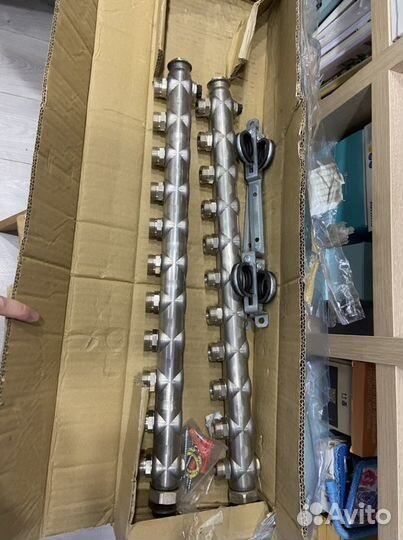 Коллектор отопления 6 и 4 контура