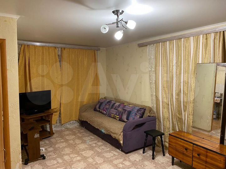 1-к. квартира, 30 м², 1/4 эт.