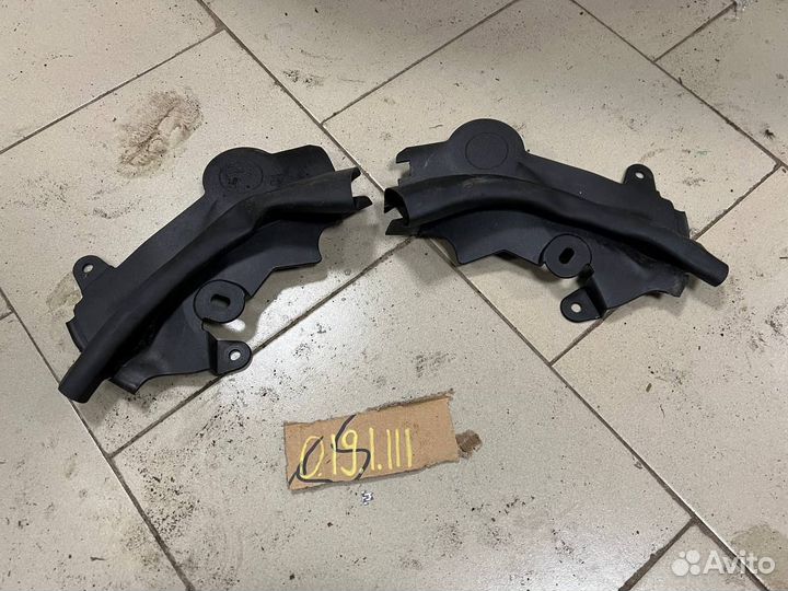 Уплотнитель капота Bmw 7 G12 B57D30B 2017