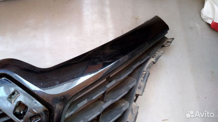 Решетка радиатора Renault Kaptur