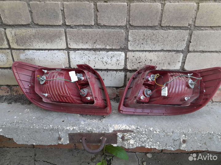 Задние фары на kia rio 2