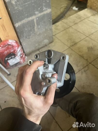 Насос гур mercedes vito