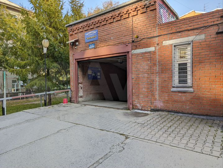 Машиноместо, 18 м²