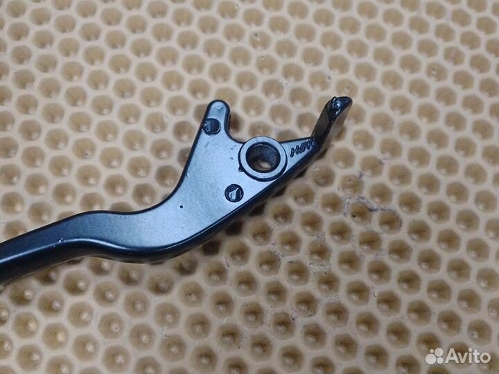 Рычаг тормоза(левая ручка) гидравлика
