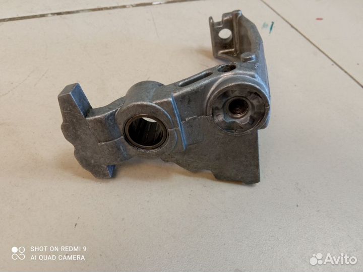 Вилка включения передач МКПП Mercedes Benz w202