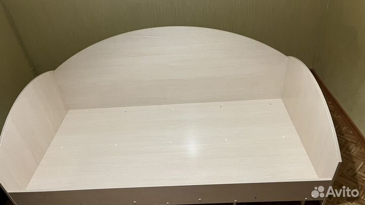 Гарнитур в детскую комнату