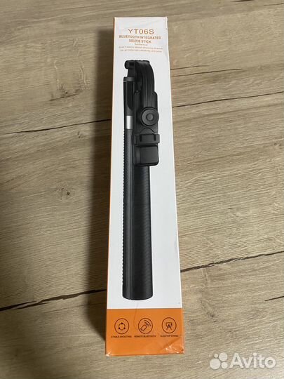 Монопод-трипод с пультом блютуз и со светом, 170см