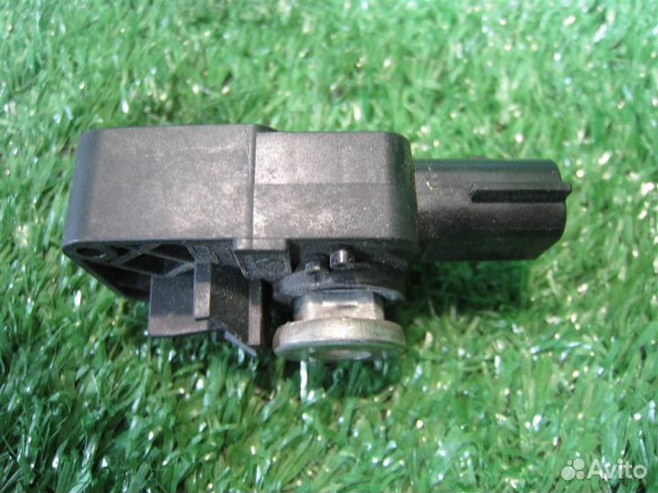 Датчик удара боковой Renault Megane 3 (BZ0H) 2011