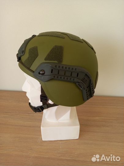 Шлем защитный зеленый бр1 с ушами