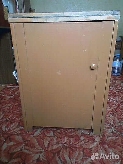 Стол швейный ретро