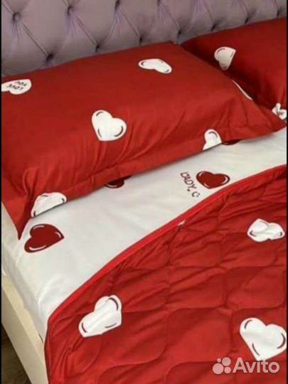 Постельное белье с одеялом стеганным