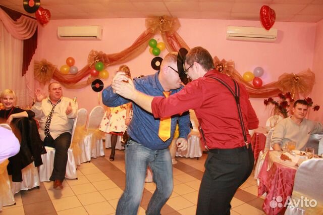 Ведущие (тамада ) на юбилей, свадьбу + Dj