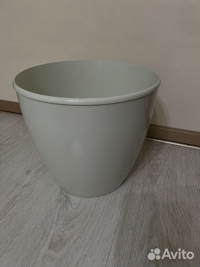 Горшок из леруа (21 л.,пластик)