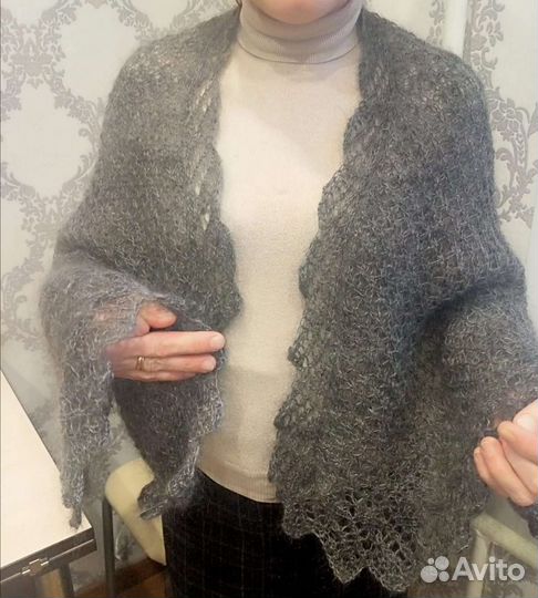 Палантин пуховый