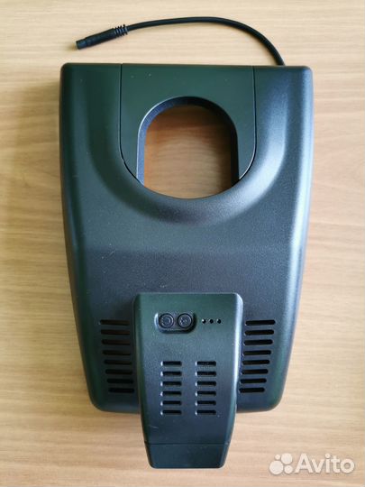 Видеорегистратор скрытой установки Toyota RAV4 5