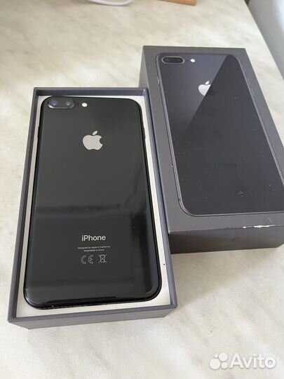 iPhone 8 Plus, 64 ГБ