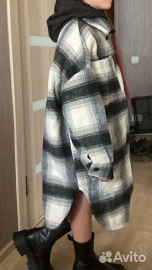 Пальто для девочки демисезонное