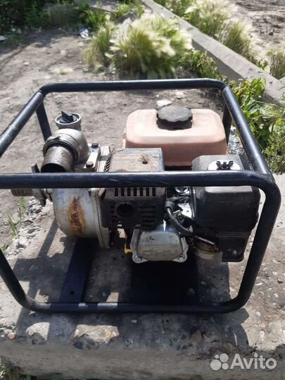 Помпа для воды бензиновая