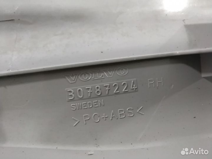 Накладка порога правая Volvo C70 2006-2013